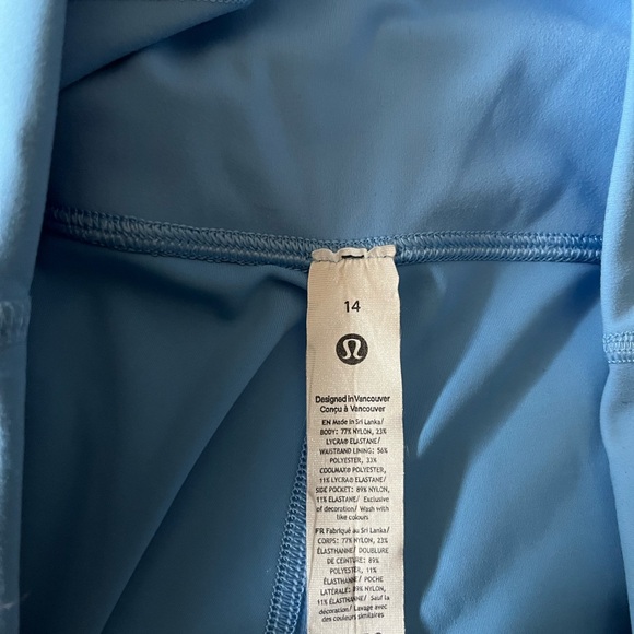 lululemon align high rise yoga pants with pockets 14 - Picture 4 of 4